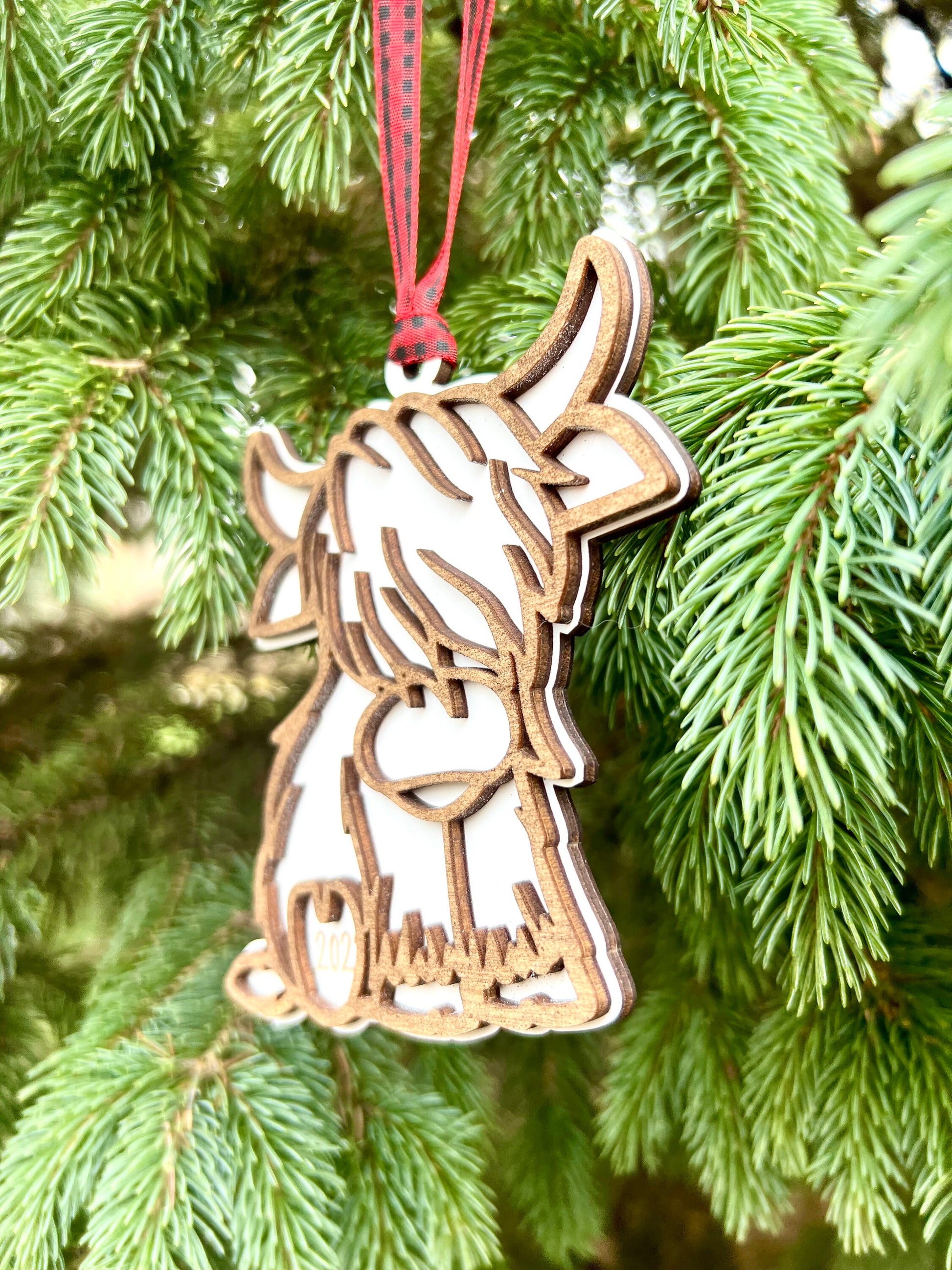 Highland Cow Ornament, 2023 Cow, 2023 Highland Cow, Scotland Ornament, Baby Cow, Baby Shower Gift, Pregnancy Announcement